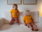 Baby im R�schenshirt Dance